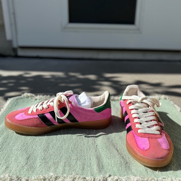 Adidas Women’s Gazelle 'Pink Velvet' - Picture 7 of 16